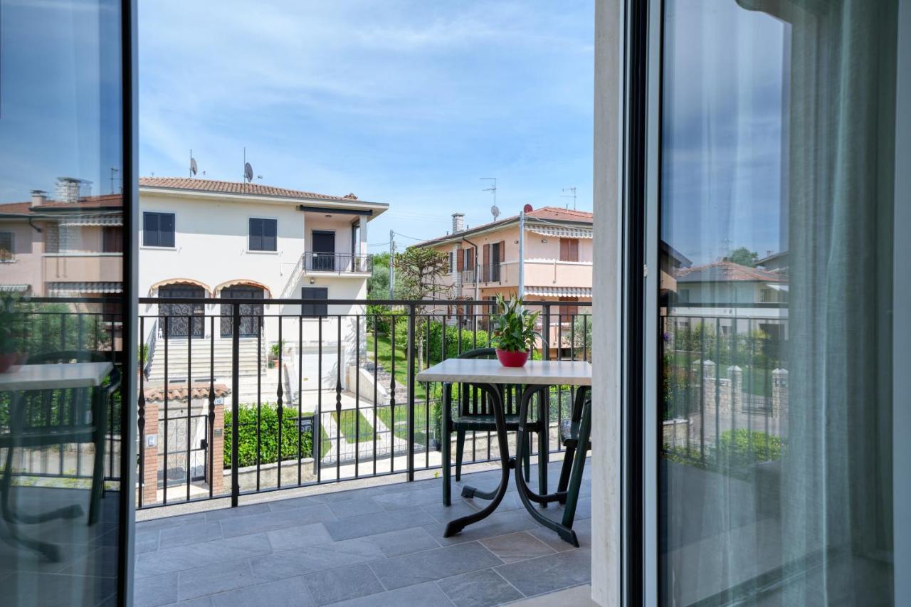 Appartamenti Da Mirella Lazise Exterior foto