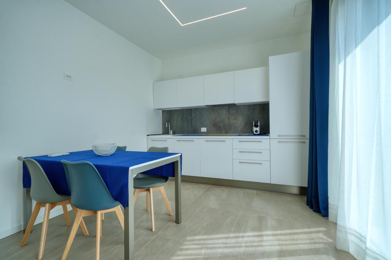Appartamenti Da Mirella Lazise Exterior foto