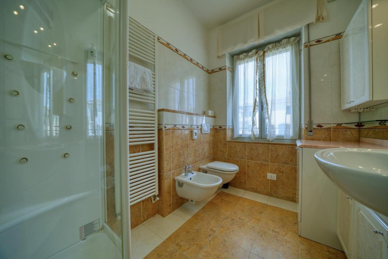 Appartamenti Da Mirella Lazise Exterior foto