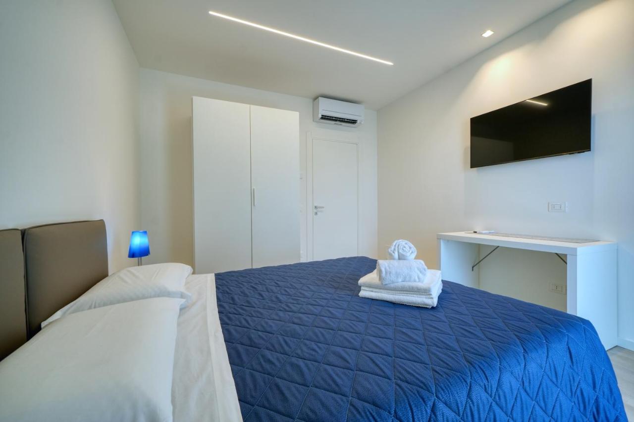 Appartamenti Da Mirella Lazise Exterior foto